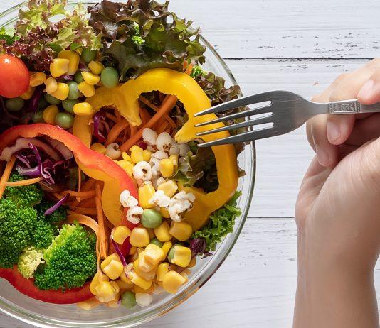7 lời khuyên về chế độ ăn uống trong thời tiết gió mùa để giữ sức khỏe tốt
