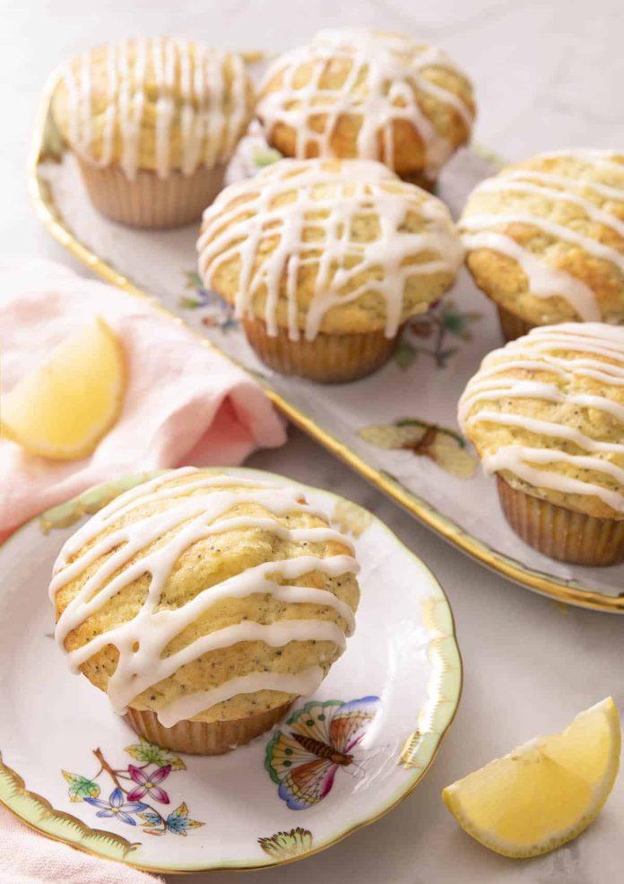 Bánh muffin chanh vàng và hạt poppy có vị thơm mát. (Nguồn: Internet).