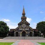 Tham quan khám phá Nhà thờ gỗ Kon Tum hơn trăm tuổi vẫn được bảo tồn nguyên vẹn