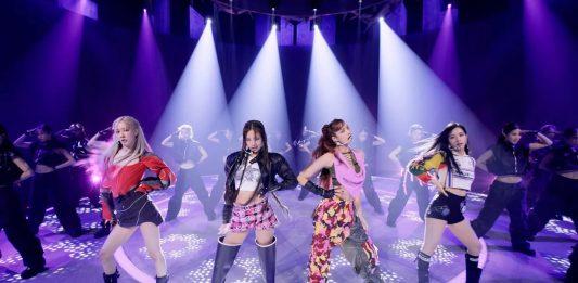 Sân khấu Pink Venom của BLACKPINK. (Ảnh: Internet)