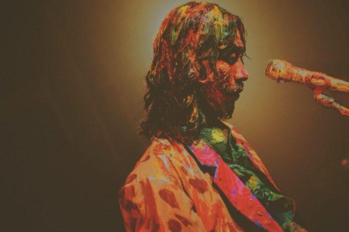 Khoảnh khắc Đen phủ sơn nước lên toàn bộ MV - Nguồn MV-Diễn viên tồi