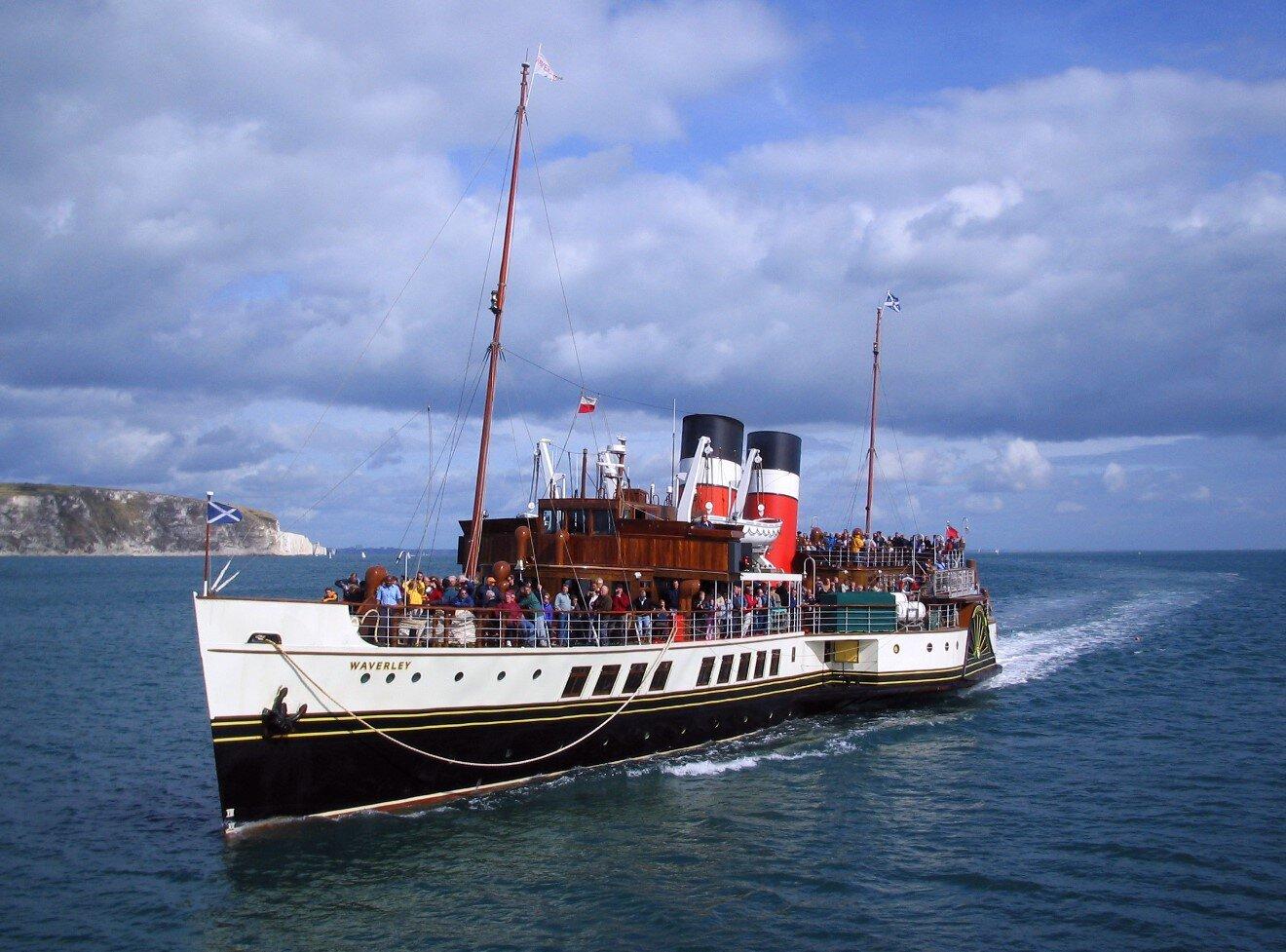 The Waverley - tàu hơi nước có mái chèo cuối cùng, một trong những biểu tượng của Scotland. (Nguồn ảnh: Internet)