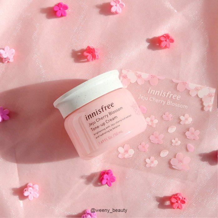 Innisfree Jeju Cherry Blossom Cream