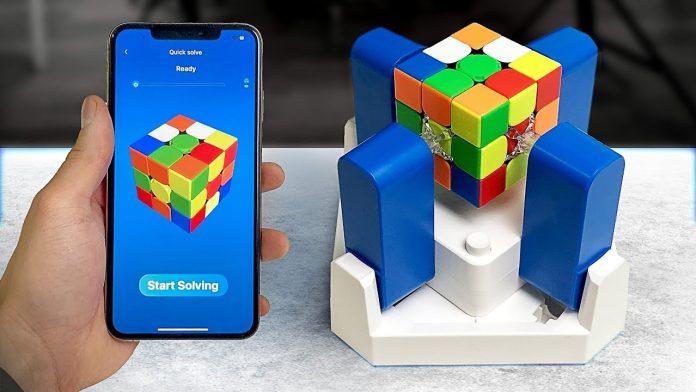 Robot có thể xoay rubik với tốc độ nhanh không tưởng (Ảnh: Internet)