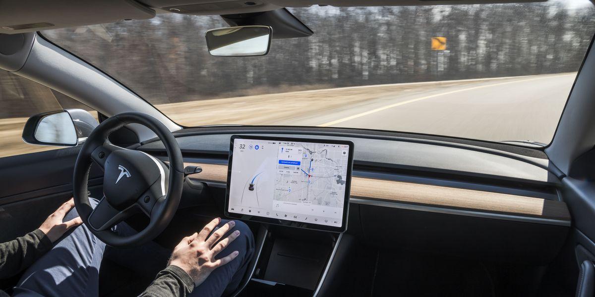 Tesla sẽ giúp xe tự lái trở thành hiện thực? (Ảnh: Internet)