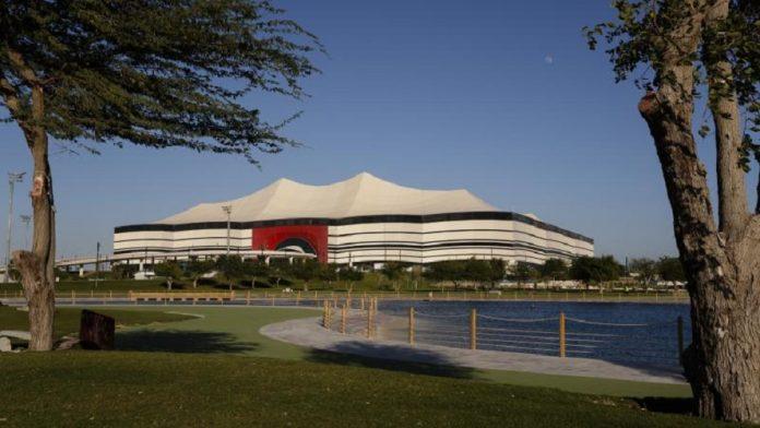 Sân vận động Al Bayt (Ảnh: Internet)
