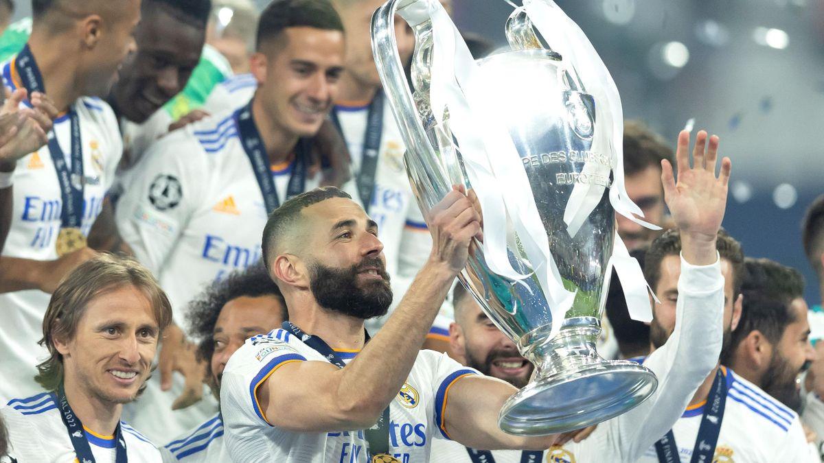Benzema siêu hạng dẫn lối thế hệ trẻ của Real Madrid lên ngôi Champions League 2022 (Ảnh: Internet)