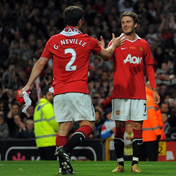 Neville là đối tác ăn ý bên hành lang cánh phải của David Beckham thời còn chơi cho Man Utd (Ảnh: Internet)