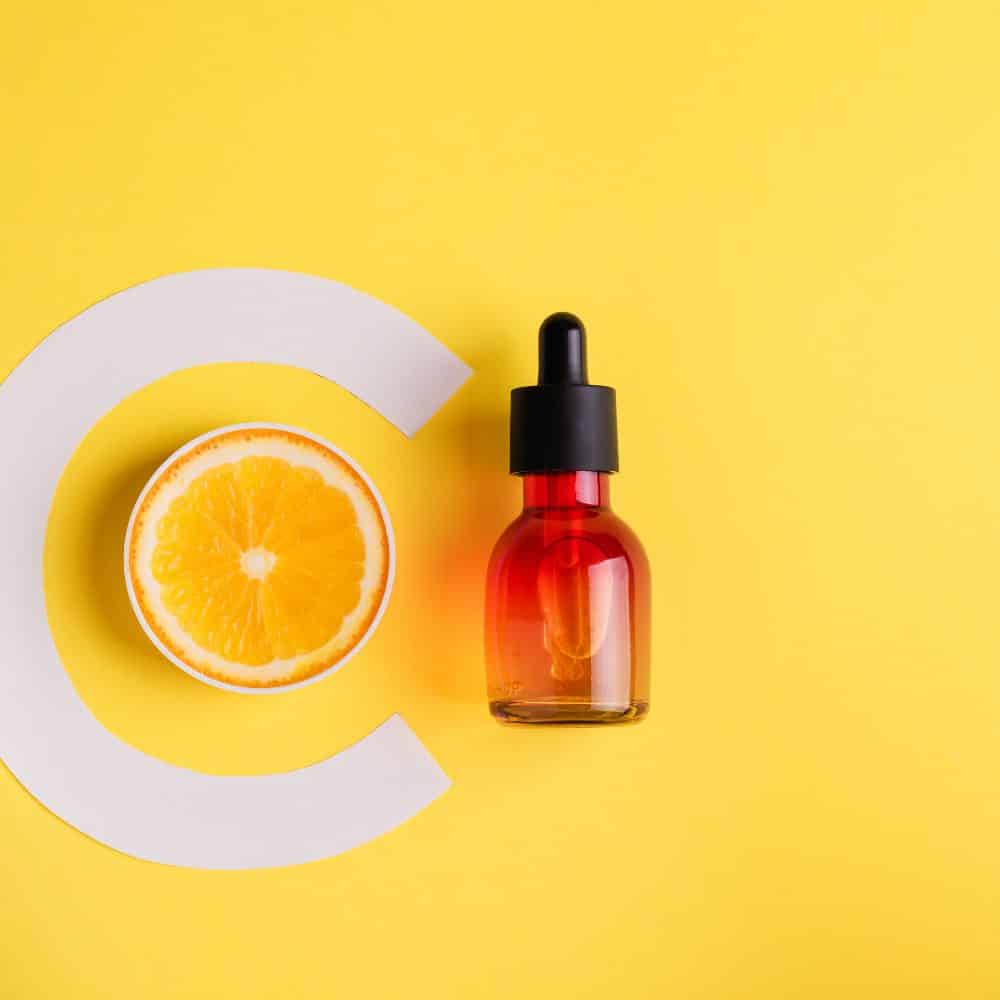 Chú ý nồng độ Vitamin C để chọn sản phẩm chăm sóc da thật hiệu quả (Ảnh: Internet)