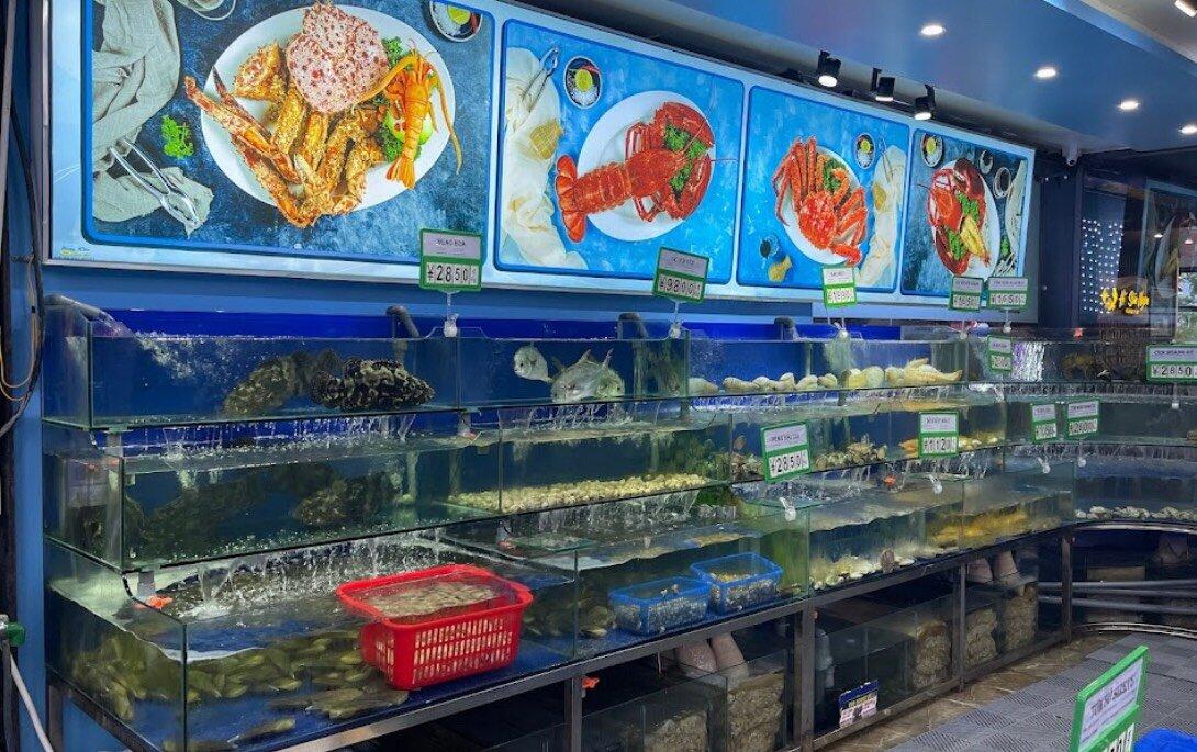 Quầy hải sản tươi sống của nhà hàng. (Ảnh: Internet)