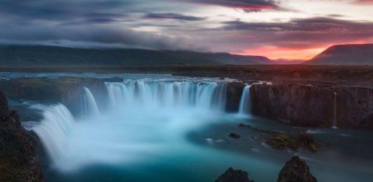 Thác nước Dettifoss ở Iceland (Nguồn: dammedulich.com )