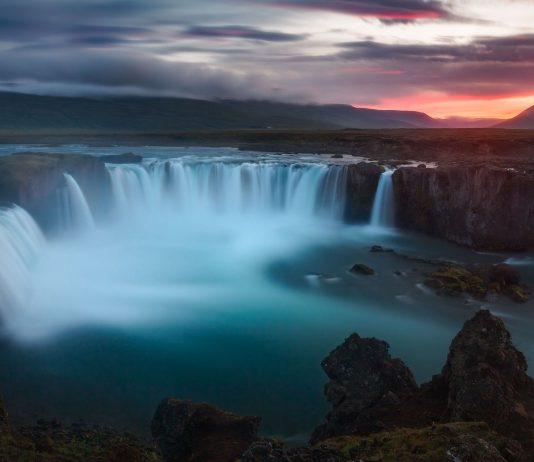 8 thác nước đẹp như tranh ở Iceland khiến bạn ngất ngây như ở xứ thần tiên Thác nước Dettifoss ở Iceland (Nguồn: dammedulich.com )