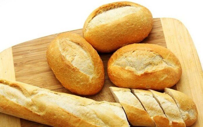 Bánh mì trắng gây sản sinh nhiều chất nhầy (Nguồn: Internet).