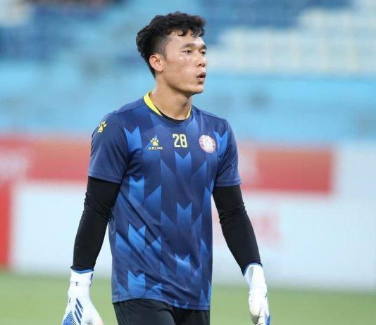 Thủ môn Bùi Tiến Dũng chia tay CLB Thành phố Hồ Chí Minh Bùi Tiến Dũng trong màu áo CLB TPHCM