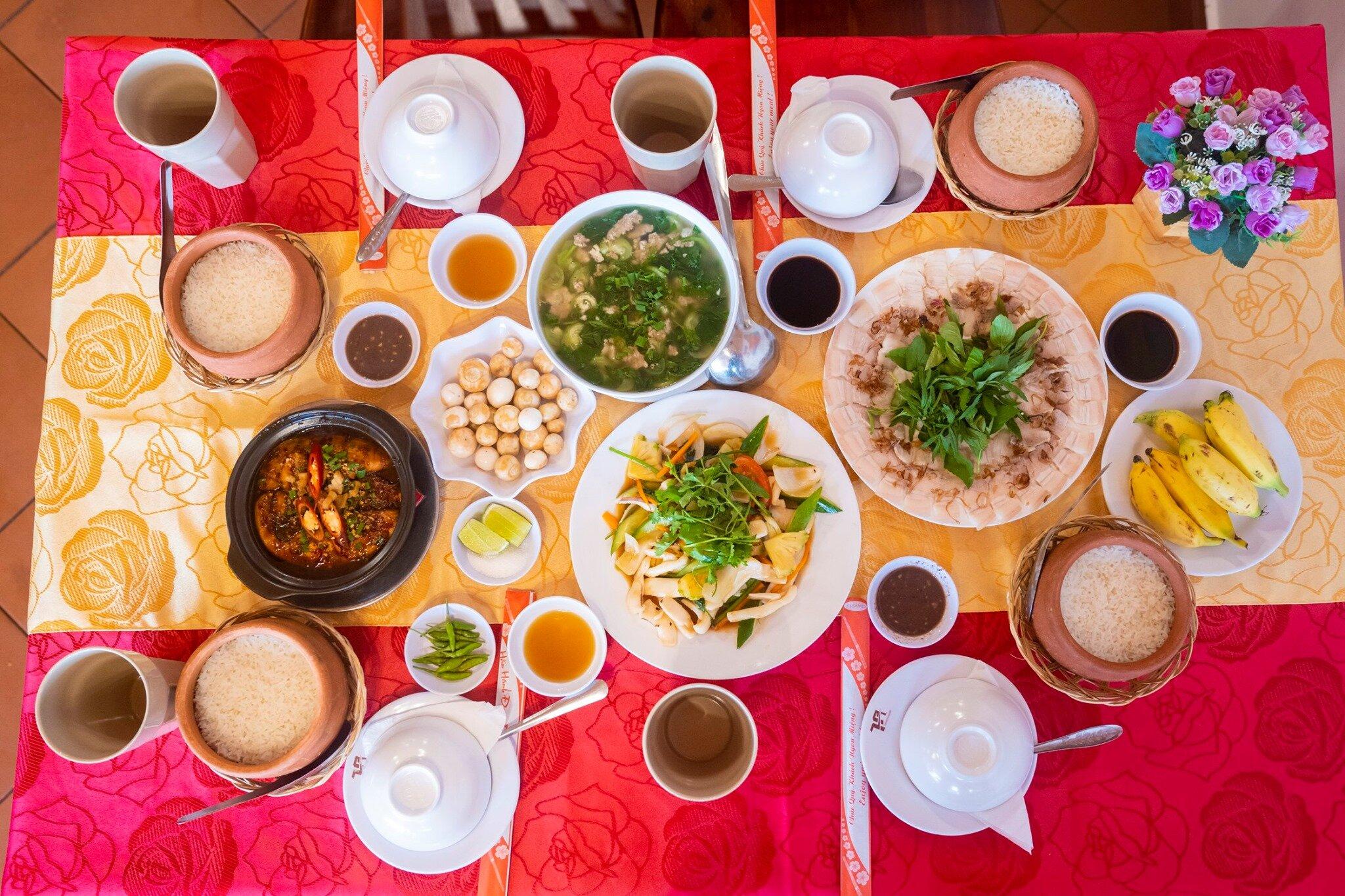 15 quán ăn ngon ở Bình Thuận bạn nhất định phải thử! ăn ngon ăn vặt bánh canh bình dân bình thuận cơm tấm hải sản Mũi Né nhà hàng Phan Thiết quán ăn quán ăn ngon quán ăn ngon ở bình thuận quán nhậu thông tin