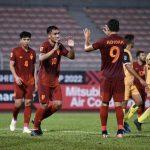 Teerasil Dangda (10) có tổng cộng 20 bàn ở các giải AFF Cup và xếp thứ nhất trong danh sách các chân sút vĩ đại nhất của giải