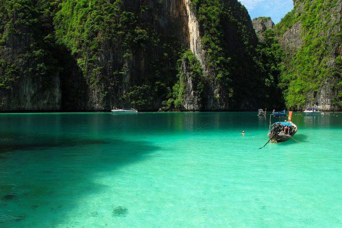 Koh Phi Phi - Hòn đảo ngọc thiên đường du lịch của Thái Lan - Nguồn: Internet