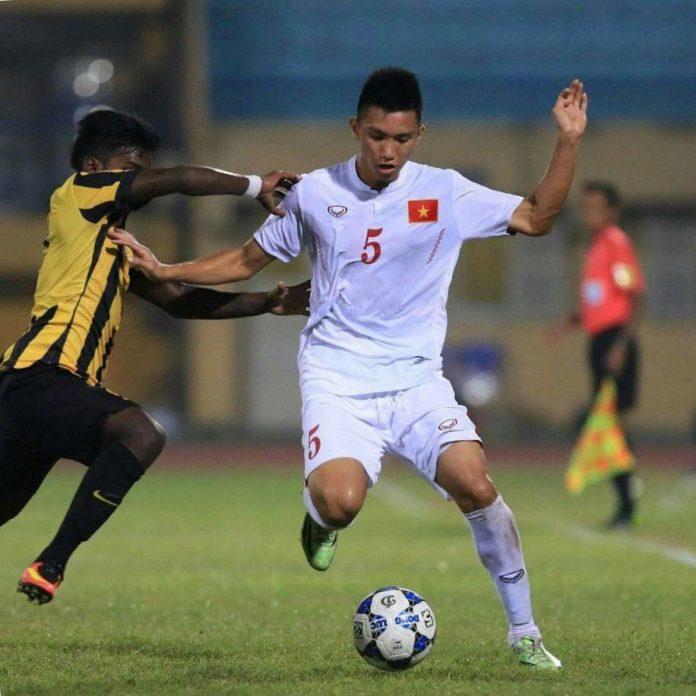 Đoàn Văn Hậu nhanh chóng trở thành một cầu thủ đặc biệt của U19 Việt Nam tại các giải đấu lớn trong khu vực và châu lục (Ảnh: Internet)