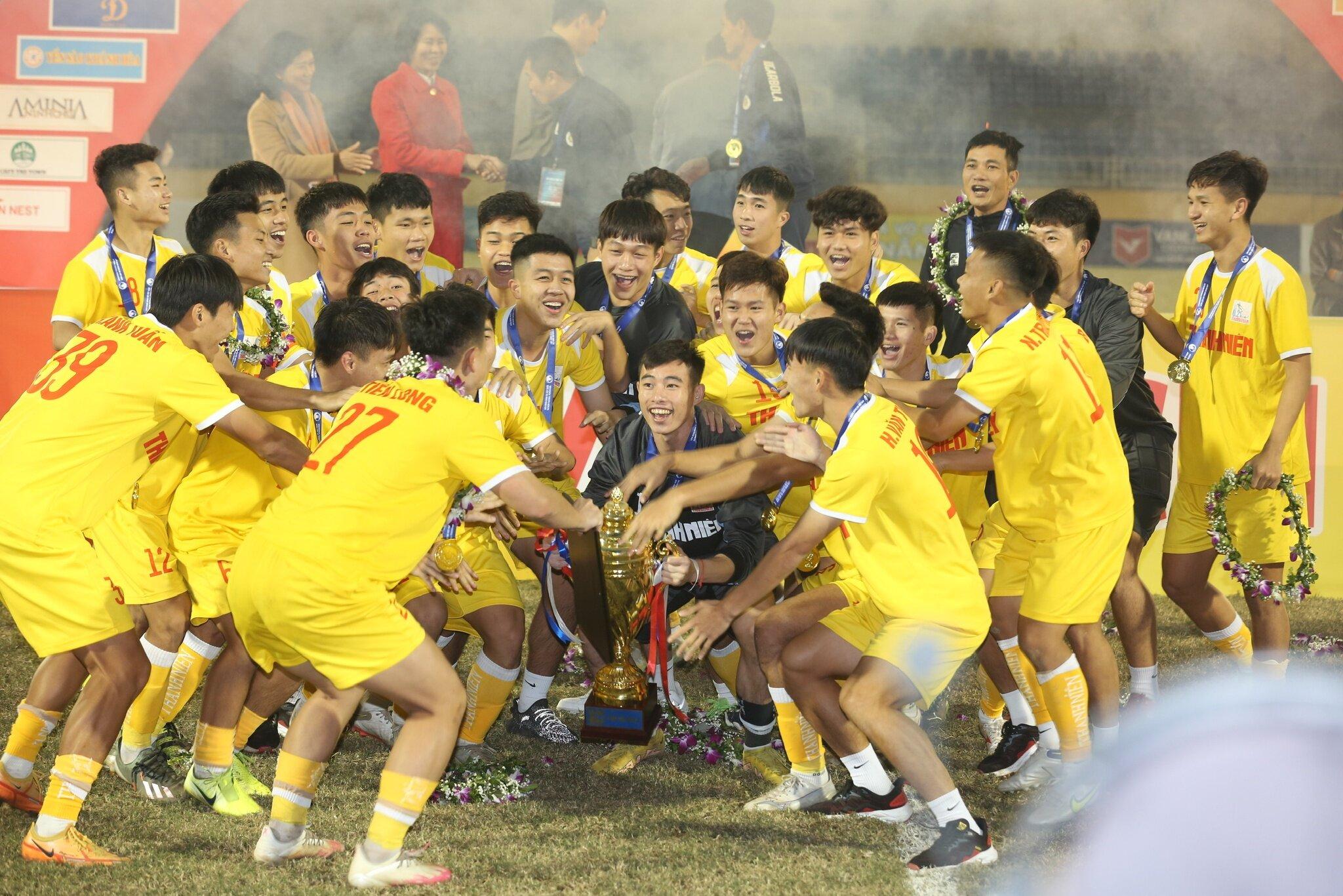 U21 Hà Nội thắng U21 Bình Dương 1-0 và giành ngôi vô địch giải U21 quốc gia Thanh Niên 2022 (Ảnh: Internet)