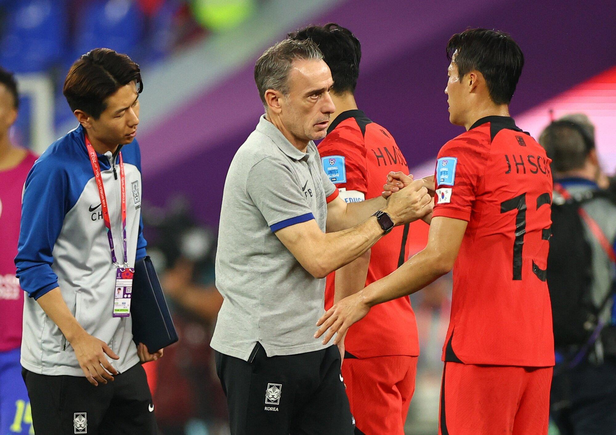 Paulo Bento không thể giúp Hàn Quốc tiếp tục viết nên lịch sử cho bóng đá châu Á tại sân chơi World Cup (Ảnh: Internet)