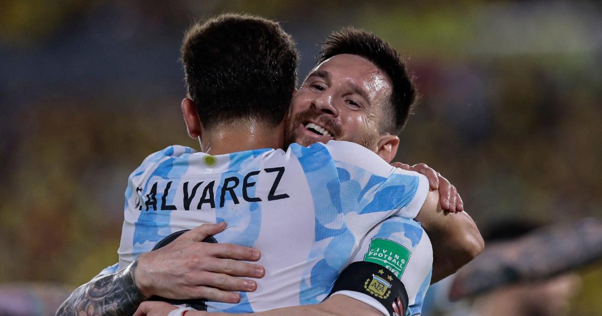 Alvarez trong màu áo đội tuyển Argentina (Ảnh: Internet)
