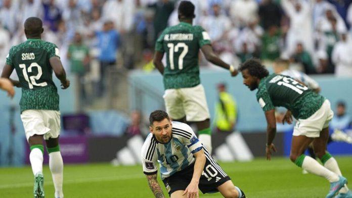 Argentina bất ngờ thua sốc trước Arab Saudi khi ra quân ở World Cup 2022 (Ảnh: Internet)