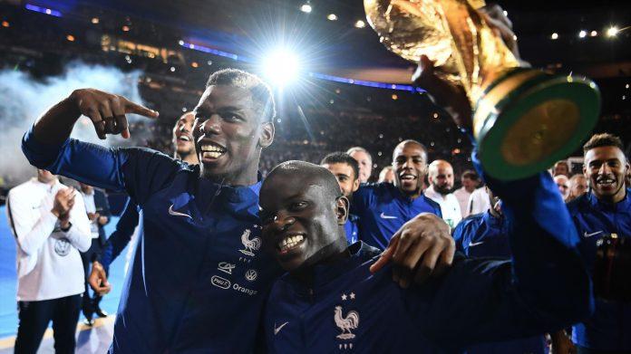 Sự vắng mặt của cặp đội Kante - Pogba như báo hiệu một điều chẳng lành cho đội tuyển Pháp ở World Cup 2022 (Ảnh: Internet)