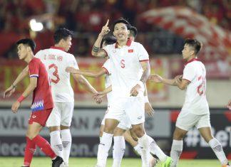 Văn Hậu có cú vô lê đẹp mắt ghi bàn cho ĐTVN