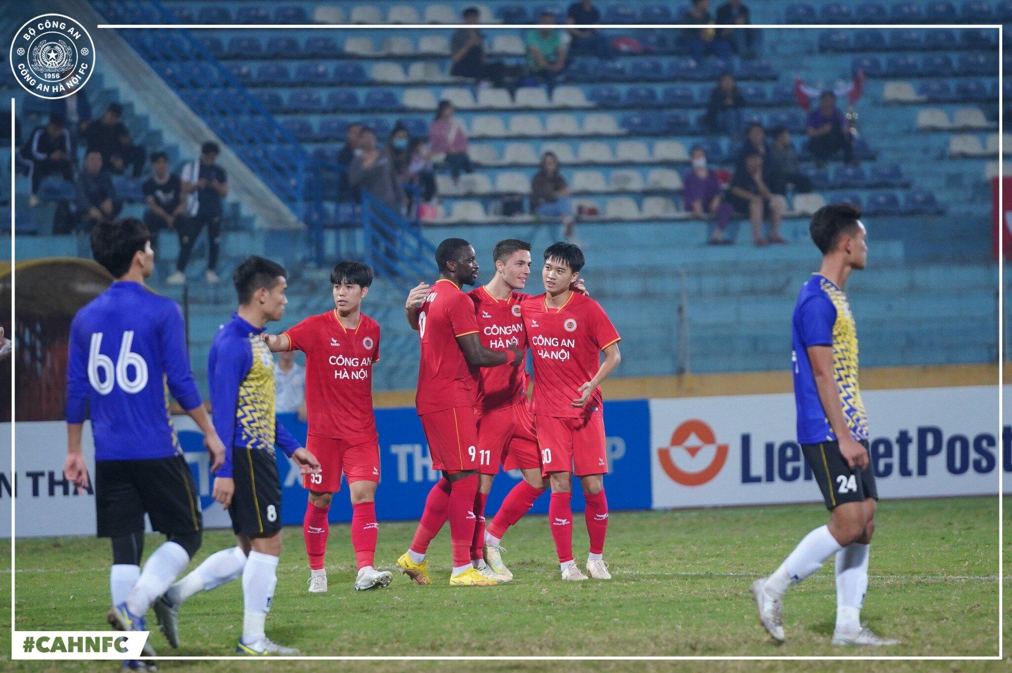 Theo kế hoạch vào chiều 16-1, loạt trận cuối cùng diễn ra giữa Hải Phòng FC-Hà Nội FC và Công an Hà Nội-Viettel FC (Ảnh: Internet)