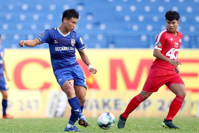 Đông Triều thi đấu cho CLB B.Bình Dương ở V-League 2019 (Ảnh: Internet)