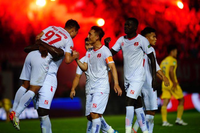 Nguyễn Như Đức Anh khoác áo CLB FC Kray và thi đấu ở giải Hạng 5 của Đức (Ảnh: Internet)