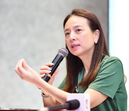 Madam Pang: “HLV Park thay đổi cục diện bóng đá Đông Nam Á” Madam Pang: Ông ấy đã thay đổi bóng đá Việt Nam và cán cân bóng đá khu vực Đông Nam Á