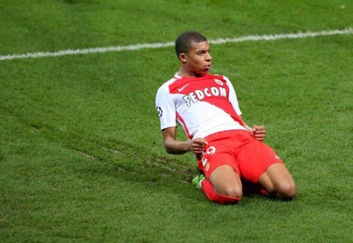 Mbappe đến Monaco và trở thành một trong những tài năng trẻ đáng xem nhất của nước Pháp (Ảnh: Internet)