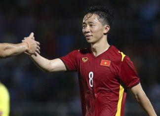 Ngọc Quang có bàn thắng đầu tiên trong kỳ AFF Cup đầu tiên của sự nghiêp.