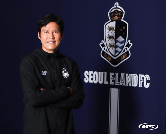 Trước đó HLV Park Choong-kyun cũng dành nhiều lời khen cho Văn Toàn khi chính cựu thuyền trưởng Hà Nội FC đã muốn chiêu mộ tiền đạo này. (Ảnh: Internet)