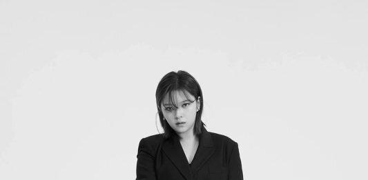 Jeongyeon chia sẻ với GQ về tuổi trẻ và quá trình phục hồi sức khỏe sau khi trở lại hoạt động cùng Twice Thành viên Jeongyeon chia sẻ trên tạp chí GQ (nguồn: internet)