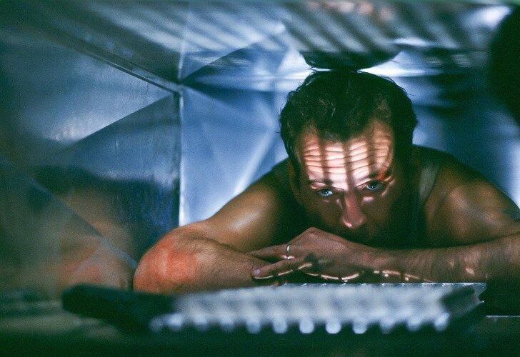 Bruce Willis Die Hard (1988) *Filmstilvl - Editorial Use Only* CAP/RFS Image supplied by Capital Pictures