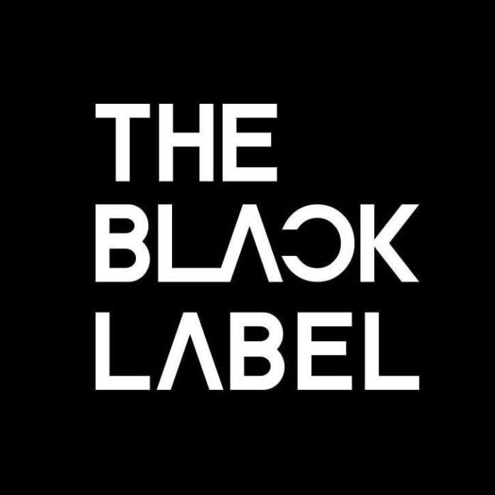 Sau bao đồn đoán, Park Bo gum cuối cùng đã quyết định về với The Black Label