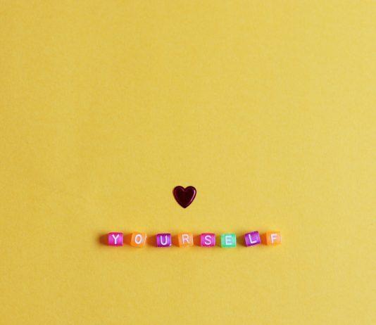 10 lý do bạn hãy luôn là chính mình để cảm thấy hạnh phúc trong cuộc sống Be yourself, love yourself. Nguồn: Internet.