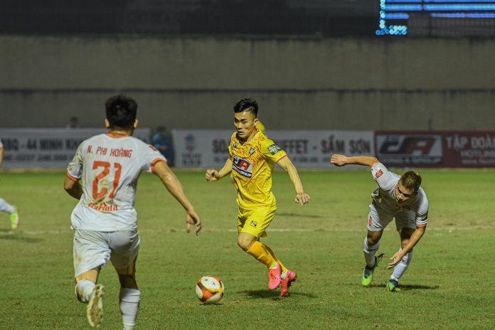 Thanh Hoá tạm thời đứng đầu BXH với 7 điểm sau 3 trận (Ảnh: Internet)