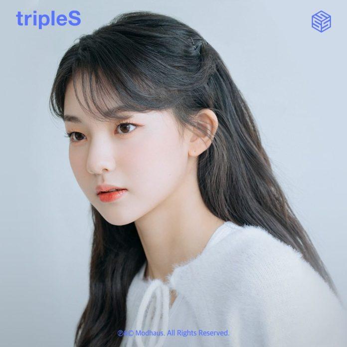 Thành viên YeonJi của nhóm nhạc tripleS (Ảnh: Twitter/@triplescosmos)