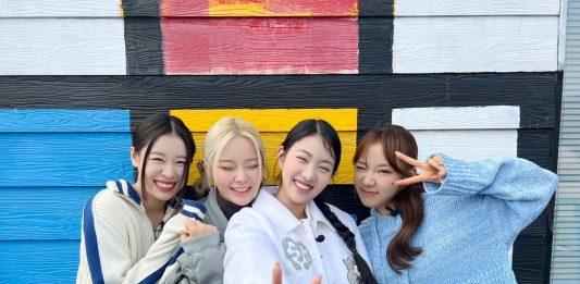 Nhóm nhạc nữ gen 4 này đã vượt qua NewJeans trên Billboard Hot 100