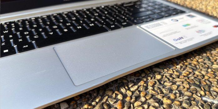 Trackpad của Megabook T1 (Ảnh: Internet)