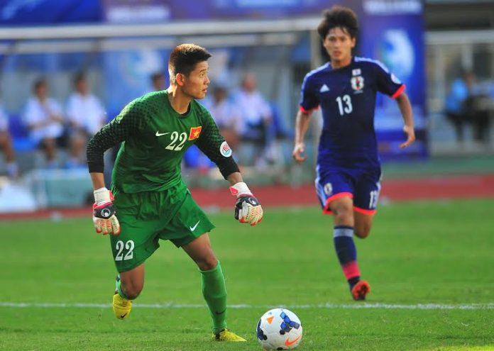 Phí Minh Long đã vượt qua Lê Văn Trường, Trần Minh Toàn để trở thành lựa chọn số một của U19 Việt Nam tại U19 châu Á 2014. (Ảnh: Internet)