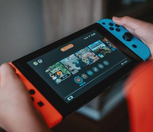 Nintendo Switch có thiết kế độc đáo (Ảnh: Internet)