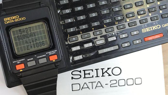 Đồng hồ đeo tay Seiko Data-2000 (Ảnh: Internet)