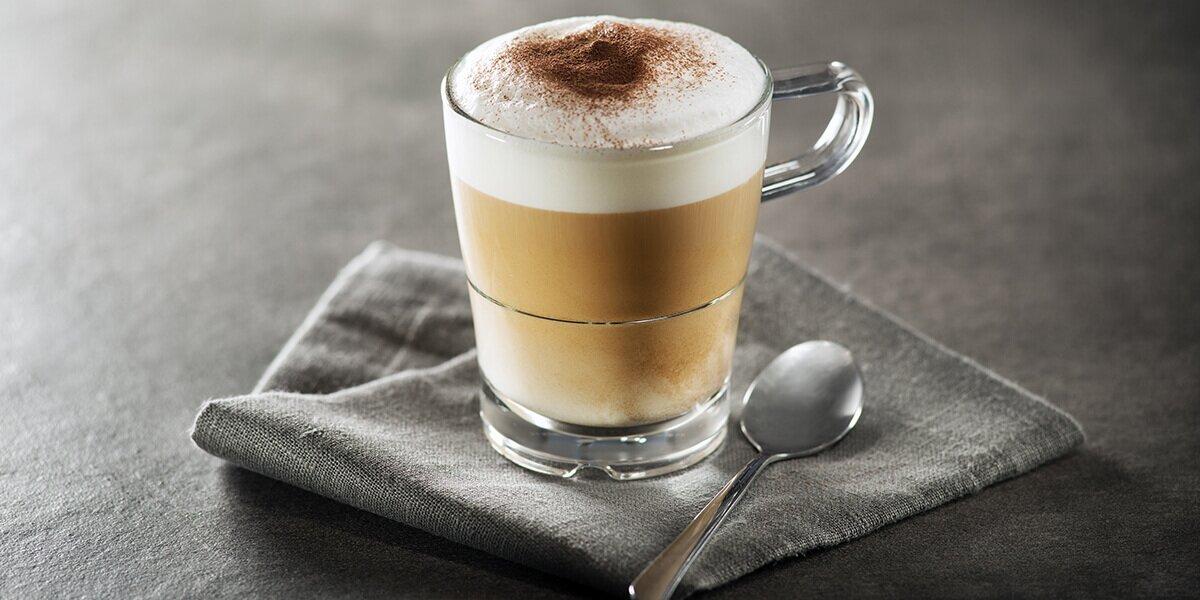 Hai biến thể phổ biến và rất được ưa chuộng của Macchiato đó là: Espresso Macchiato và Latte Macchiato. (Ảnh: Internet)