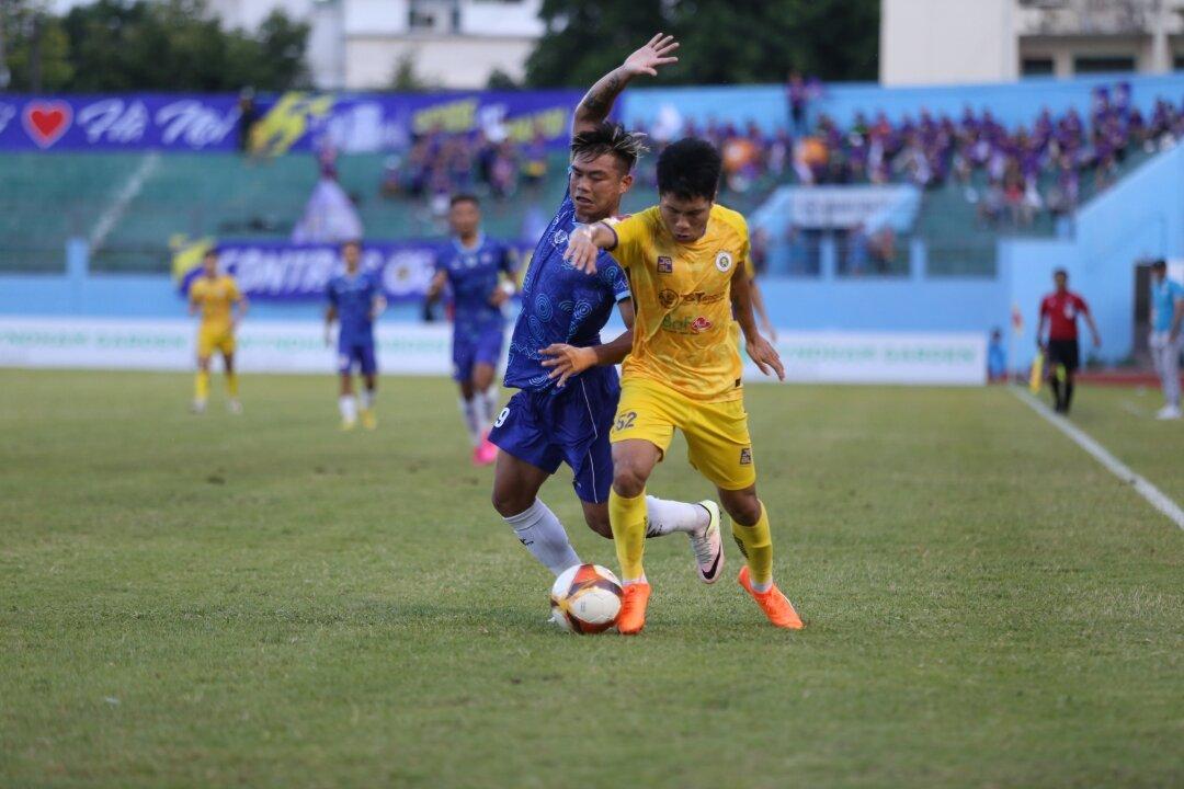 CLB Khánh Hòa 1-2 Hà Nội FC (Ảnh: Internet)