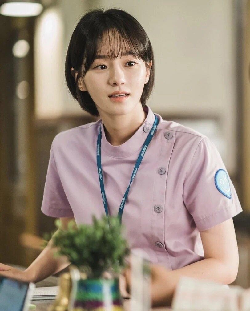 Park Gyu Young đóng vai nữ phụ trong Điên Thì Có Sao, vào vai cô y tá Nam Joo-ri (Ảnh: Internet)