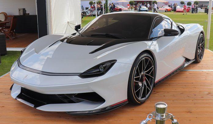 Siêu xe Pininfarina Battista của Ý (Ảnh: Internet)